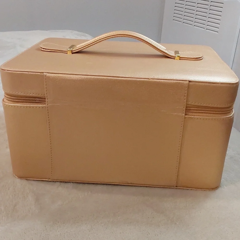 Vintage Gold Estee Lauder Makeup Storage Box Travel Box Red Interior - Picture 5 of 16
